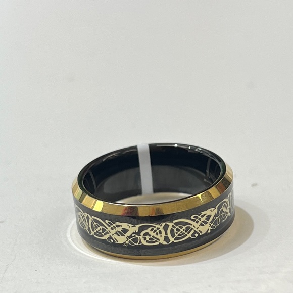 8mm Tungsten Ring black and yellow gold plated Celtic cut out design beveled - Picture 9 of 11